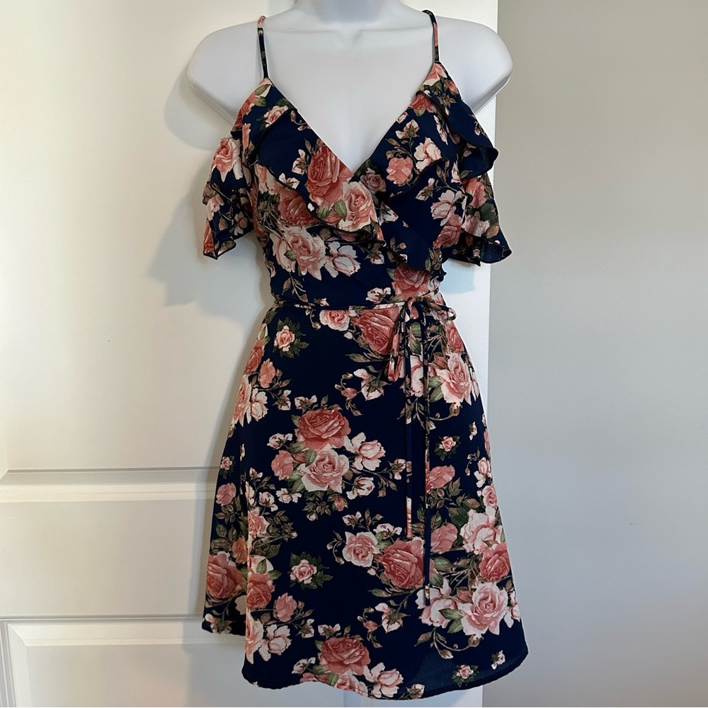 Francesca’s Blue Rain Medium Floral Wrap Around Dress